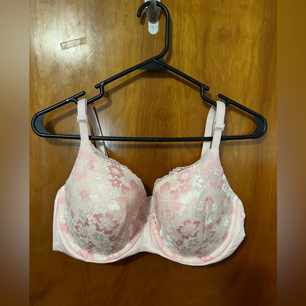 38D, Victoria’s Secret, Body by Victoria Lined Demi bra